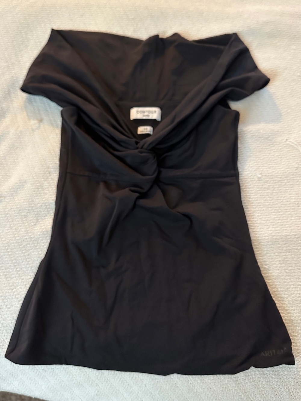 Aritzia Black Twist-Front Contour Top